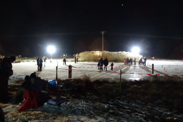 eislaufnacht336e32c97-2eb8-984f-79e6-d62b97eac6034BACD93A-FFB6-9FE4-50B8-E9A3E5F2FF91.jpg